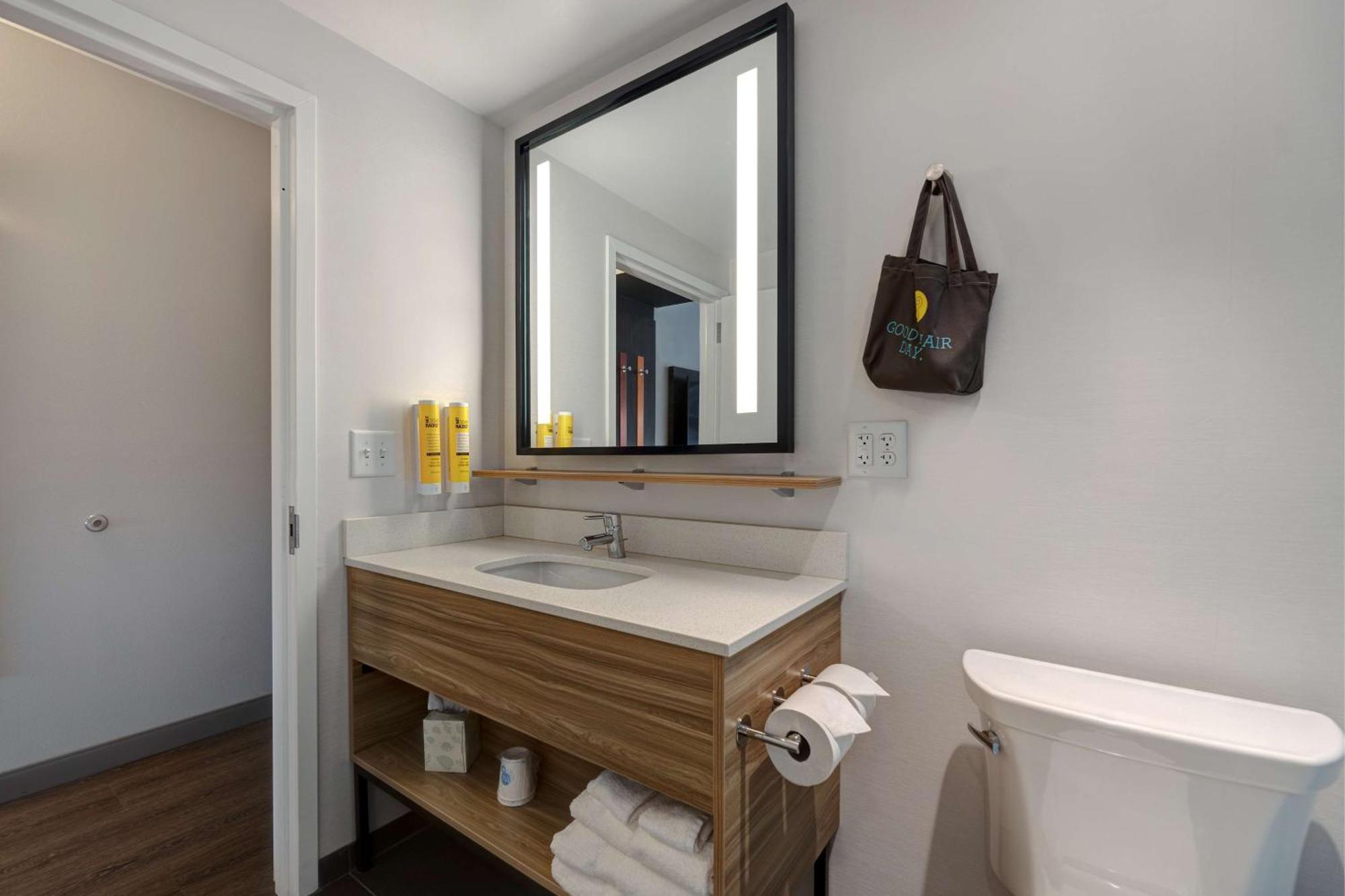Hotel Tru By Hilton Grantville, Pa 3*